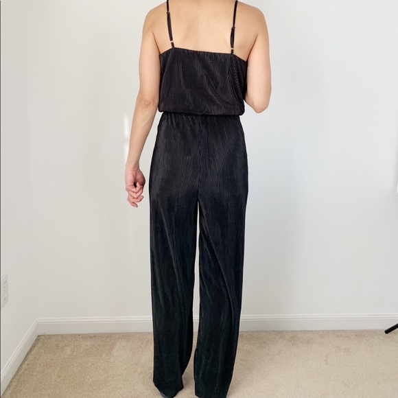 Crepe spaghetti straps jumpsuit - Picture 8 of 8